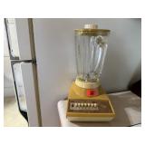 Kitchen blender