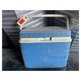 Rubbermaid cooler