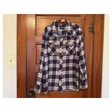 Wrangler plaid button up shirt