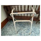 Safe-T-Fold walker
