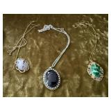 Stone pendant necklaces (3)