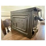Ammunition dry box