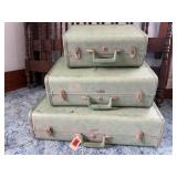 Taperlite 3 piece vintage luggage set
