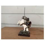'Coming King' statue