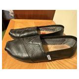 Tomï¿½s black leather loafers