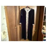 Anthony Richards womenï¿½s velour robe