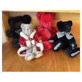 Plush teddy bears (4)