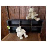 Divided wooden box, teddy bears (2)