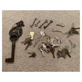 Assorted keys, skeleton key, cast iron decorative