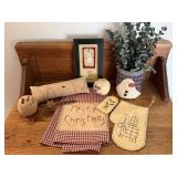 Primitive snowman decor, pillow, linens,