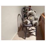 Grey chair, teddy bears (2)