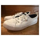 Sperry tennis shoes