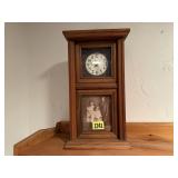 Mantel clock