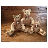 Wooden teddy bear collectibles (3)