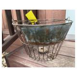 Egg basket