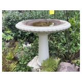 Concrete 2 piece bird bath