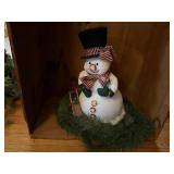 Corncob snowman decoration, greenery garland