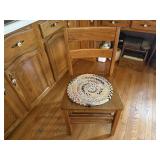 Dining chair, woven cushion