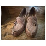 Renditions vintage leather pumps
