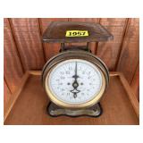 Vintage kitchen scale