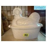 Hen on nest tureen