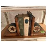 Americana bookends, books included