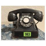 Dial telephone