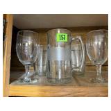 Mixed lot of drinking glasses, wine glasses, beer