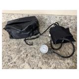 Manual blood pressure cuff