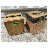 Tissue box covers (2)