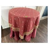 Round side table, chicken tablecloth