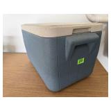 Coleman PolyLite 34 cooler