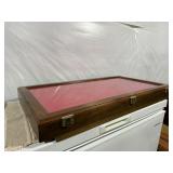 Large display case, no contents included