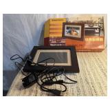 Digital picture frame