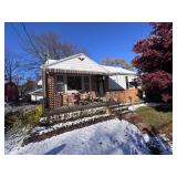 MINIMUM BID AUCTION $49,000! 1101 Sawyer Rd