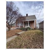 MINIMUM BID AUCTION $29,000! 901 Woodsdale