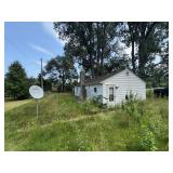 MINIMUM BID AUCTION $64,000! 3412 King Rd
