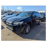 2014 Mitsubishi Outlander Miles - 114,254 Stock #030181