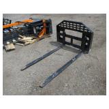 2026 Giyi 60" skid steer mount pallet forks