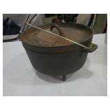 Stansport cast iron pot/lid