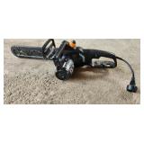 electric chainsaw