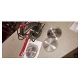 skilsaw and blades
