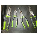 pliers