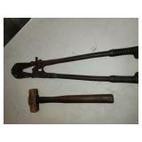 bolt cutters, hammer