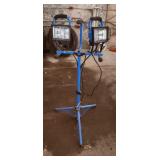 shop light, one side works