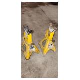 2 yellow jack stands
