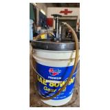 partial can of 80-90 oil and pump