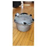 pressure cooker