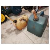 kerosene and gas can, empty