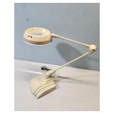 Flexo heavy base light and magnifying glass